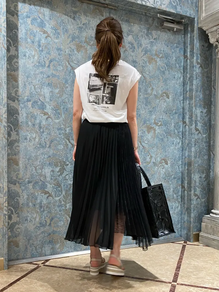 GRACE CONTINENTAL The Banquet 泉　智子 コーディネート画像