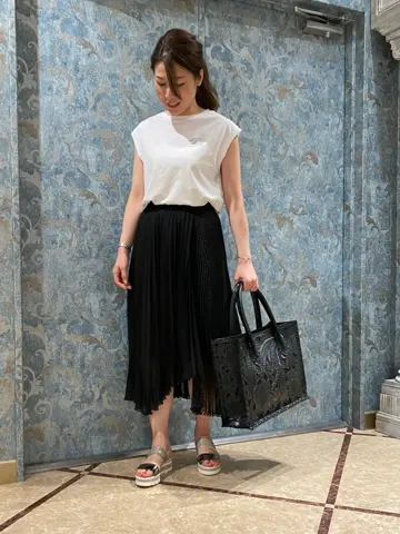 GRACE CONTINENTAL The Banquet 泉　智子 コーディネート画像