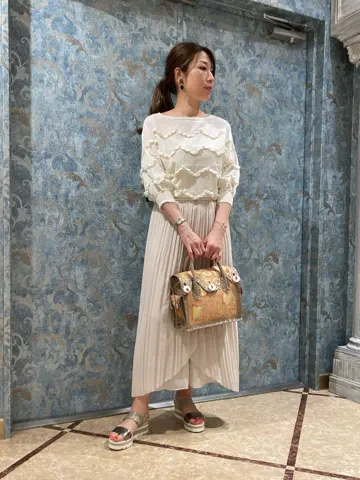 GRACE CONTINENTAL The Banquet 泉　智子 コーディネート画像