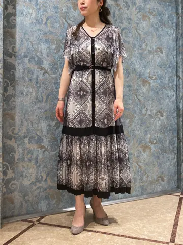 GRACE CONTINENTAL The Banquet 泉　智子 コーディネート画像