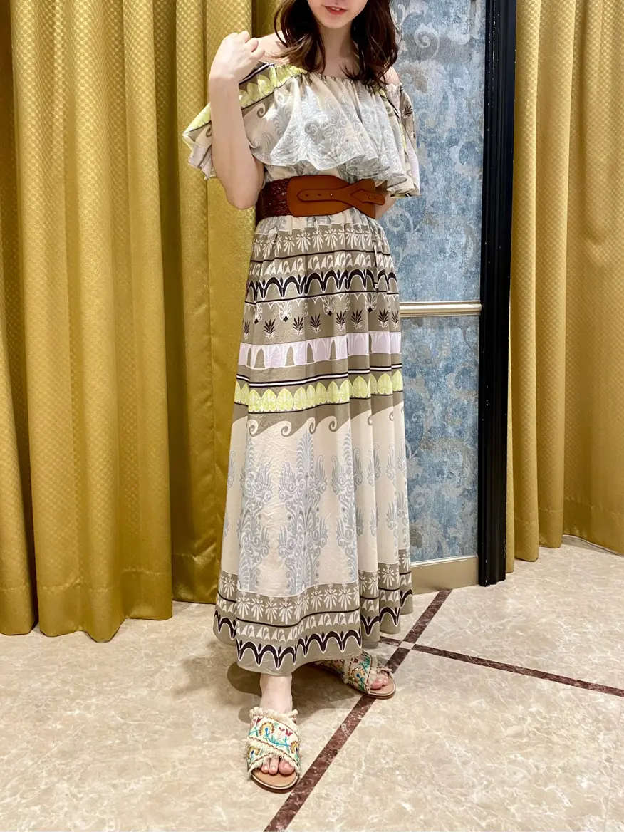 GRACE CONTINENTAL The Banquet Aya. コーディネート画像