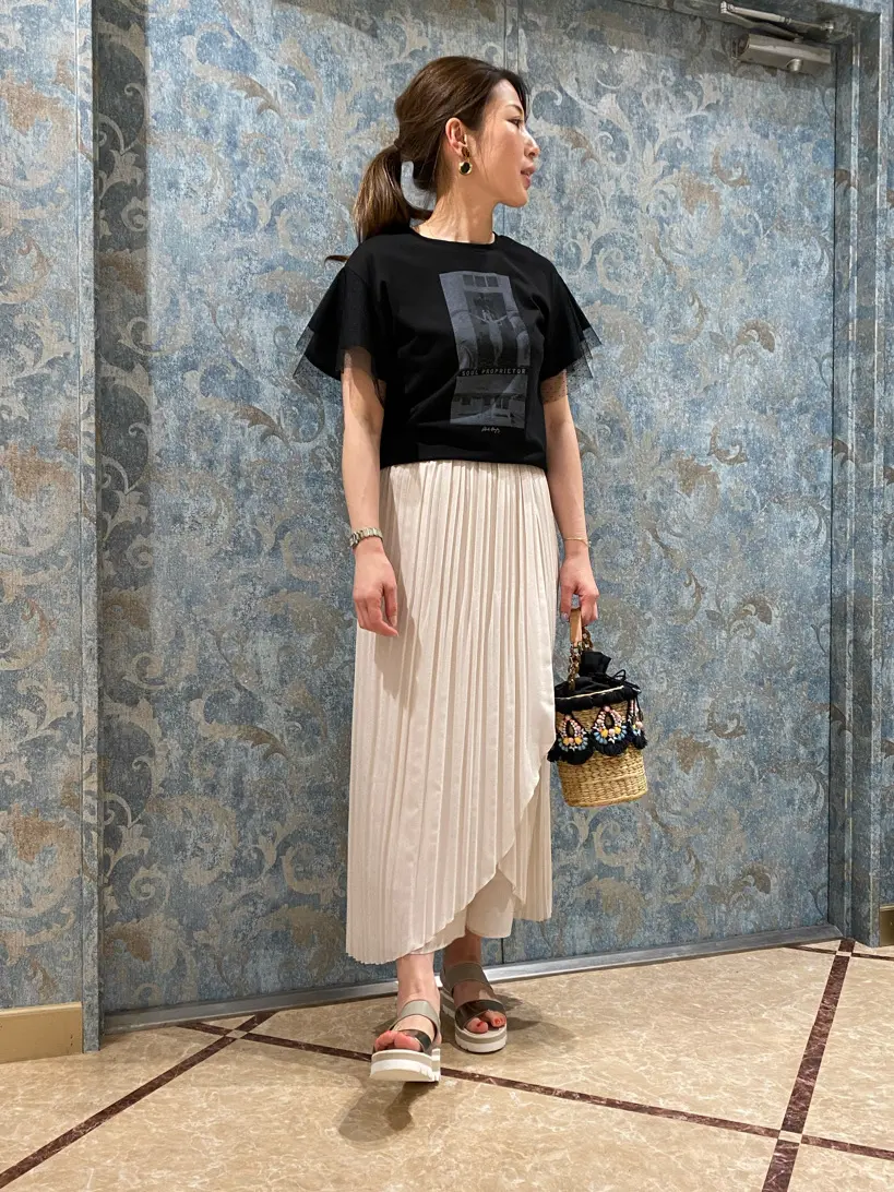 GRACE CONTINENTAL The Banquet 泉　智子 コーディネート画像