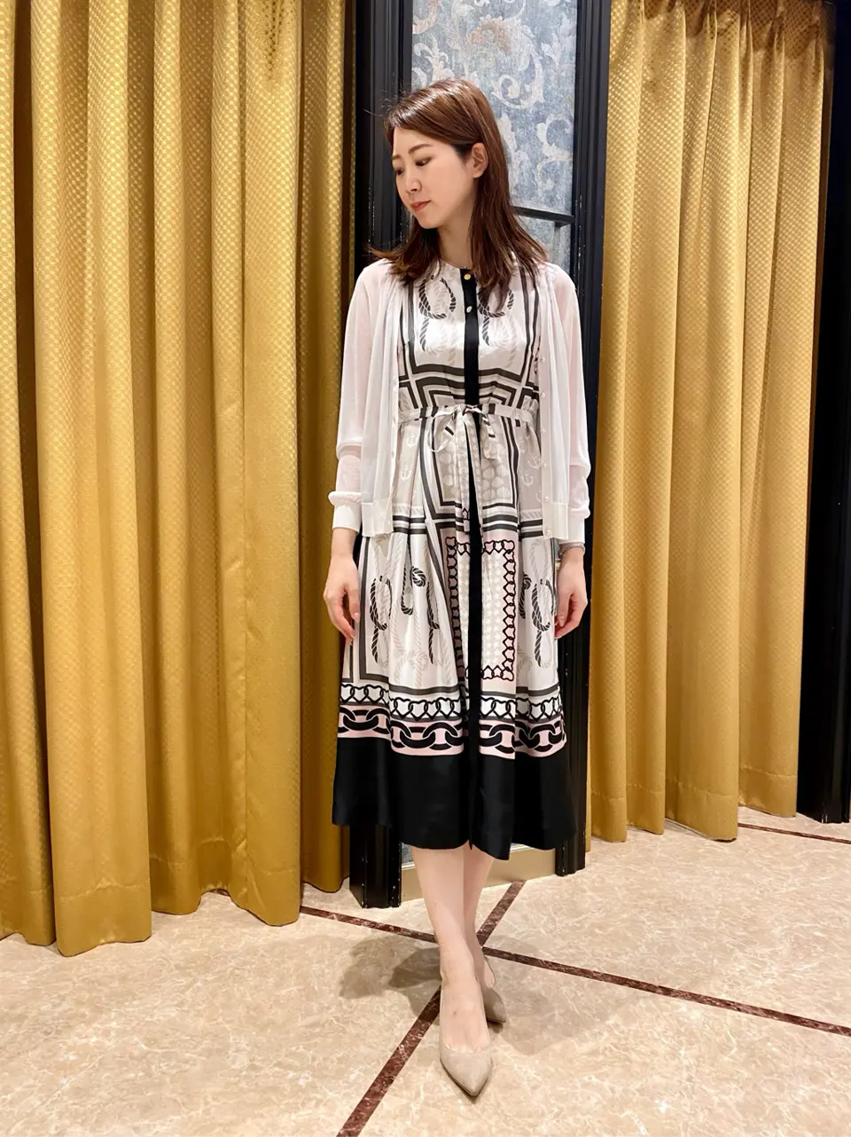 GRACE CONTINENTAL The Banquet Aya. コーディネート画像