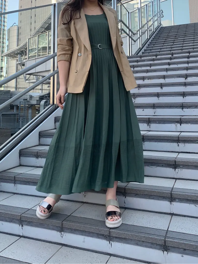 GRACE CONTINENTAL The Banquet 日笠　雅 コーディネート画像