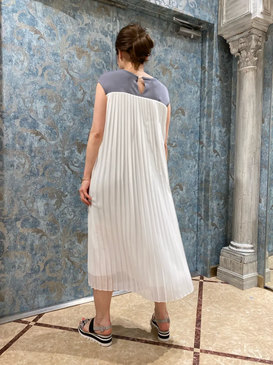 GRACE CONTINENTAL The Banquet 泉　智子 コーディネート画像