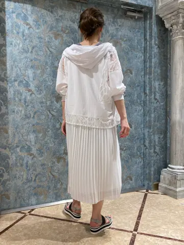 GRACE CONTINENTAL The Banquet 泉　智子 コーディネート画像