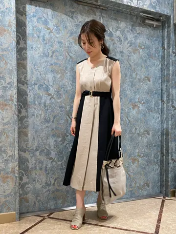 GRACE CONTINENTAL The Banquet 泉　智子 コーディネート画像