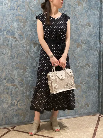 GRACE CONTINENTAL The Banquet 泉　智子 コーディネート画像