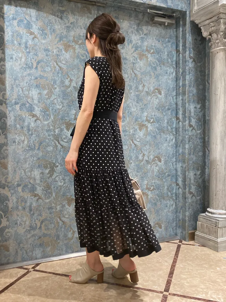 GRACE CONTINENTAL The Banquet 泉　智子 コーディネート画像