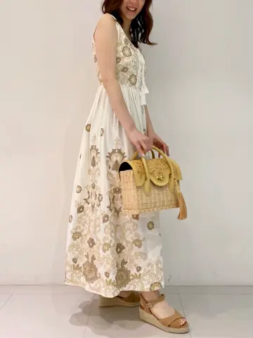 GRACE CONTINENTAL The Banquet Aya. コーディネート画像