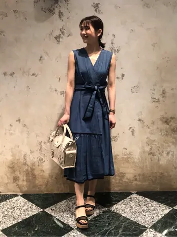 GRACE CONTINENTAL The Banquet HOSHINO コーディネート画像