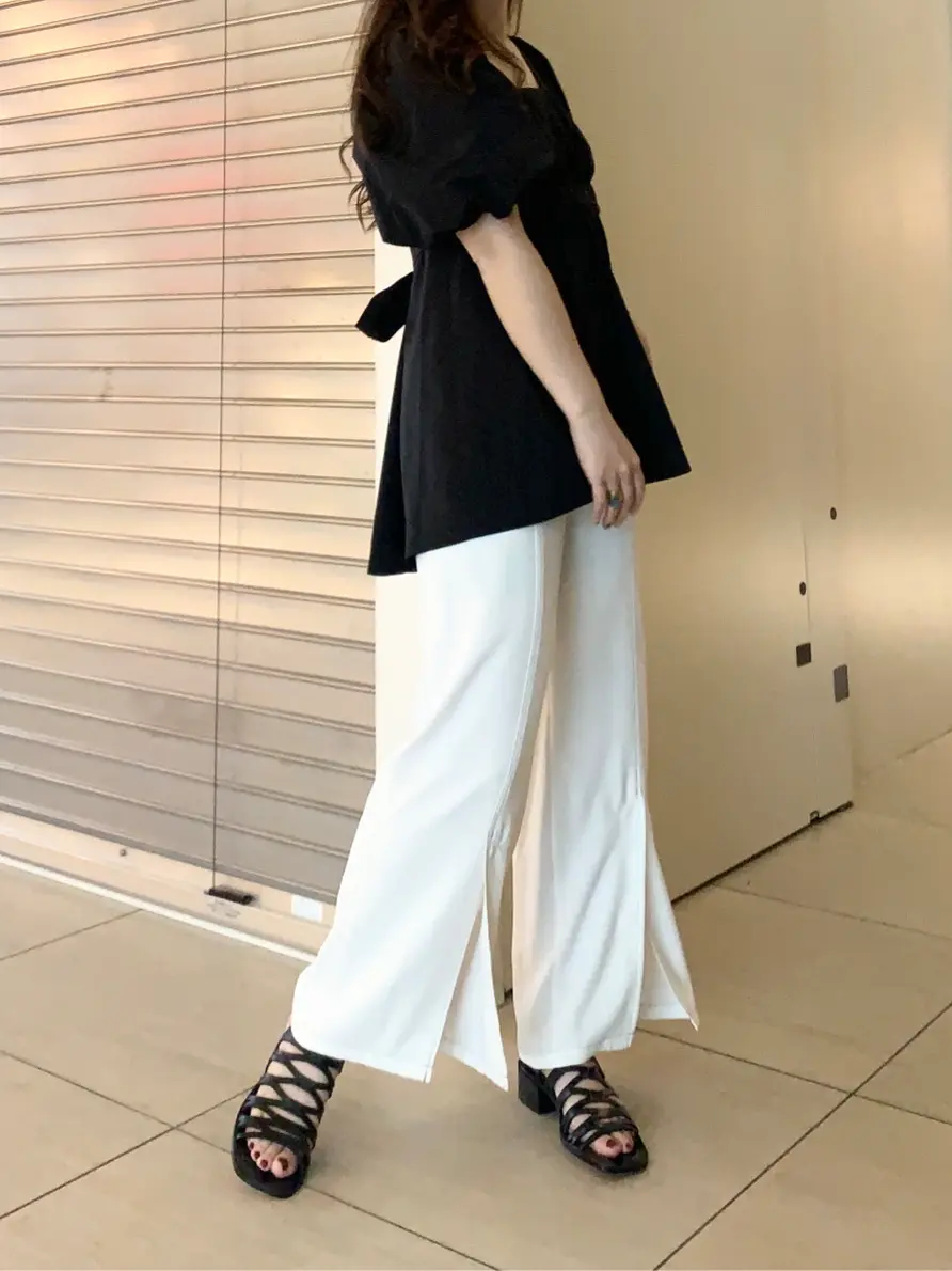 GRACE CONTINENTAL The Banquet 日笠　雅 コーディネート画像