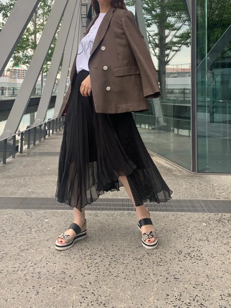 GRACE CONTINENTAL The Banquet 日笠　雅 コーディネート画像