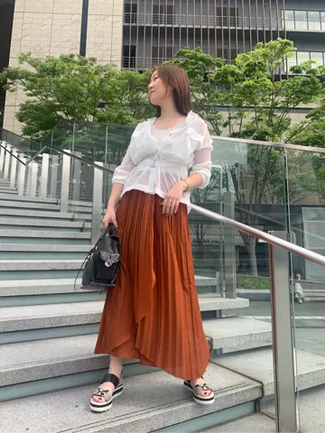 GRACE CONTINENTAL The Banquet 日笠　雅 コーディネート画像