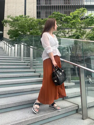 GRACE CONTINENTAL The Banquet 日笠　雅 コーディネート画像