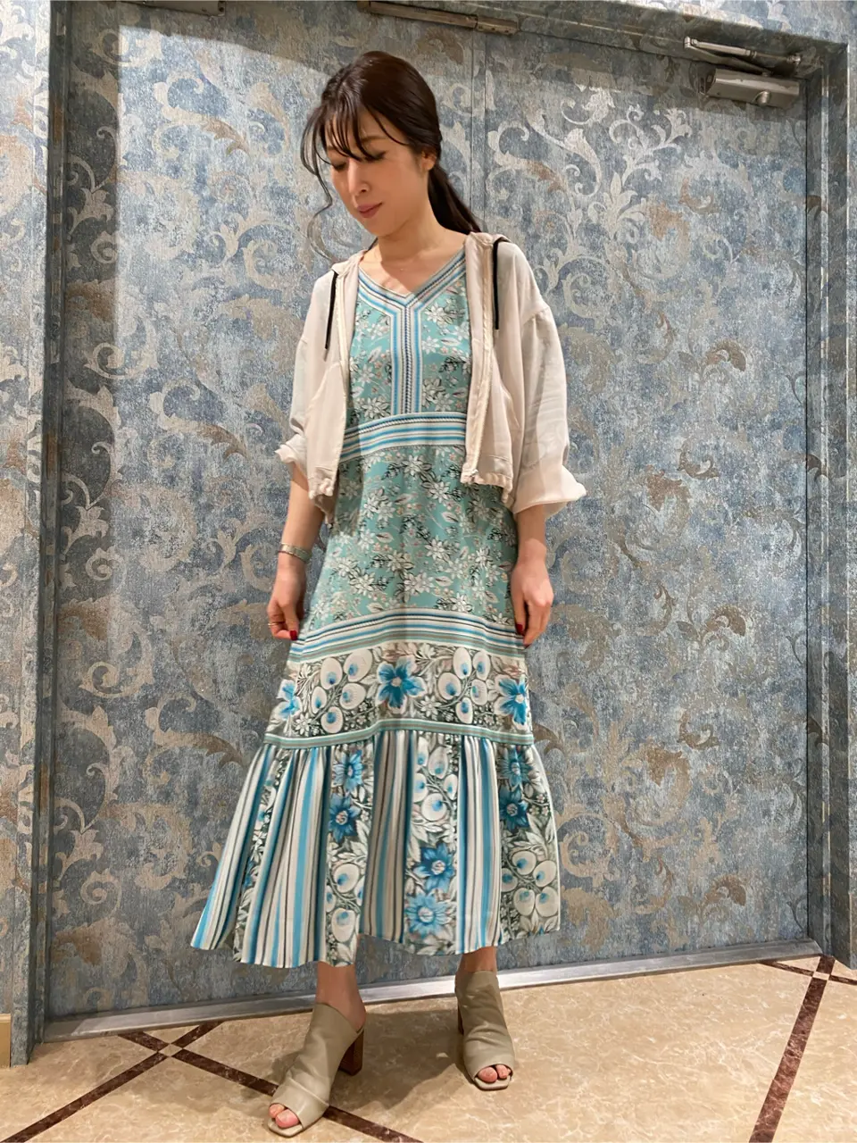 GRACE CONTINENTAL The Banquet 泉　智子 コーディネート画像