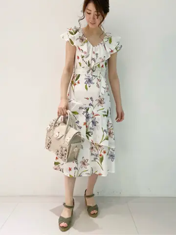 GRACE CONTINENTAL The Banquet Aya. コーディネート画像