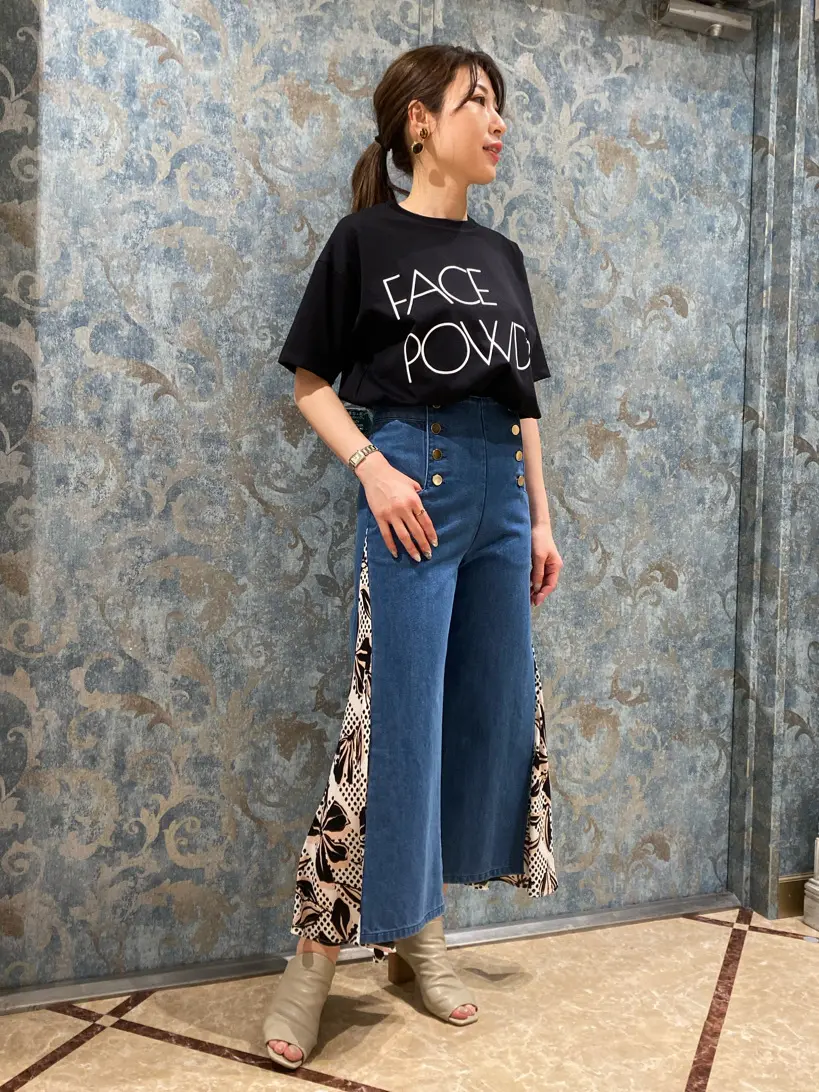 GRACE CONTINENTAL The Banquet 泉　智子 コーディネート画像