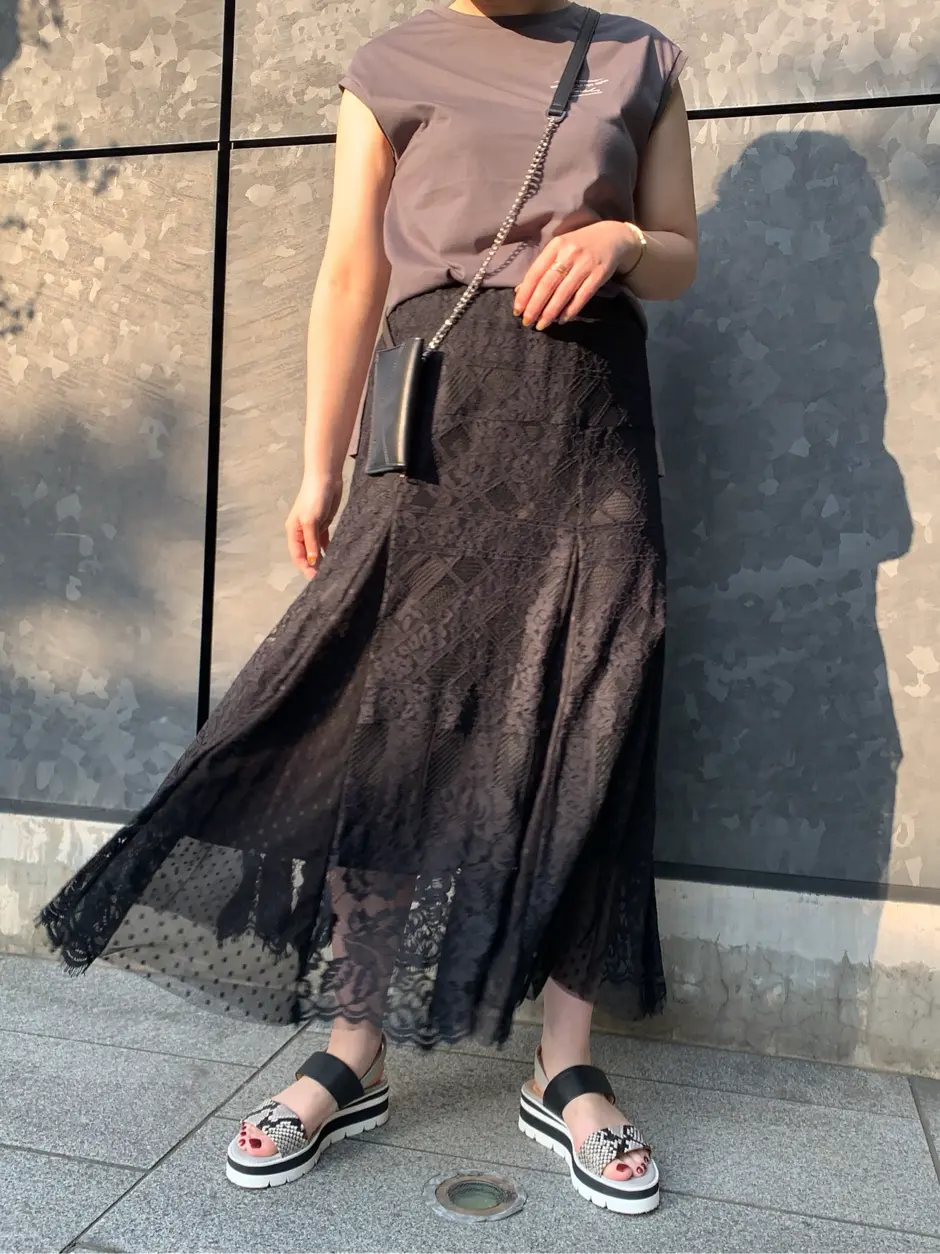 GRACE CONTINENTAL The Banquet 日笠　雅 コーディネート画像