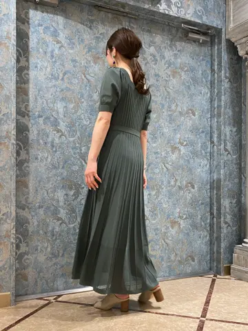 GRACE CONTINENTAL The Banquet 泉　智子 コーディネート画像