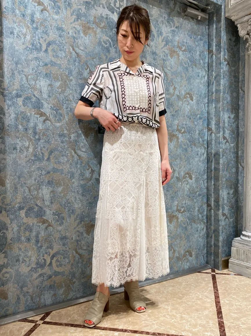 GRACE CONTINENTAL The Banquet 泉　智子 コーディネート画像