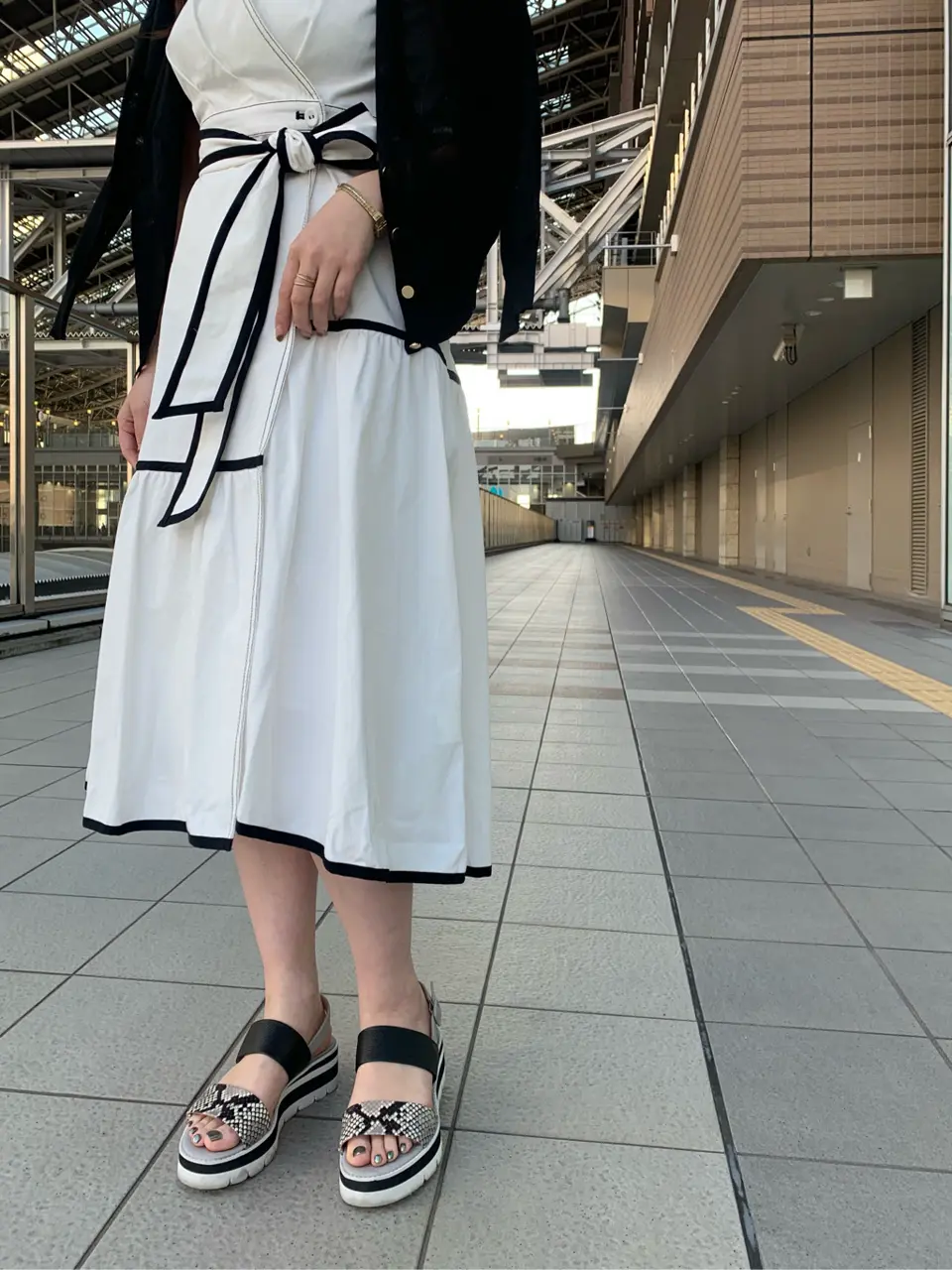 GRACE CONTINENTAL The Banquet 日笠　雅 コーディネート画像