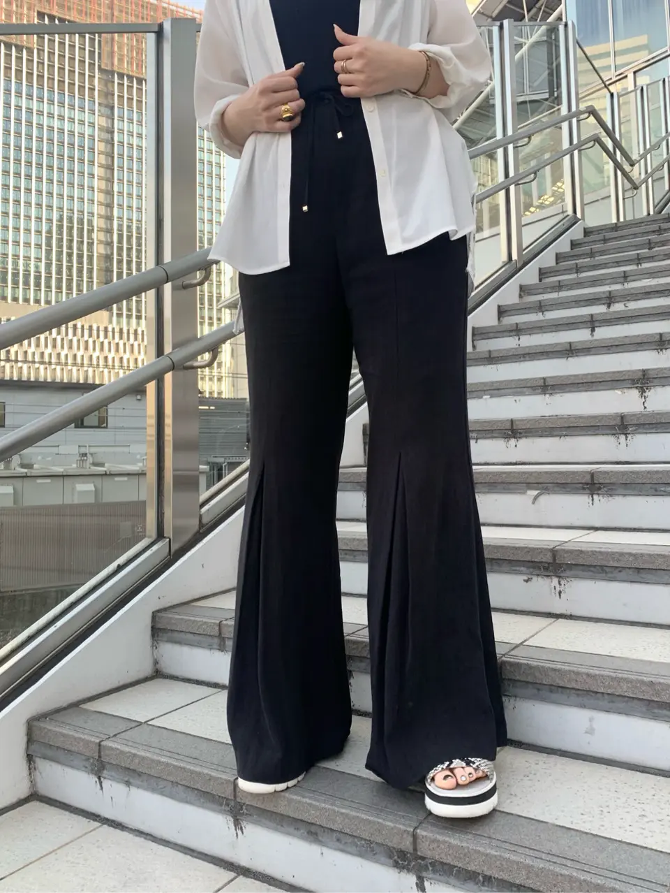 GRACE CONTINENTAL The Banquet 日笠　雅 コーディネート画像