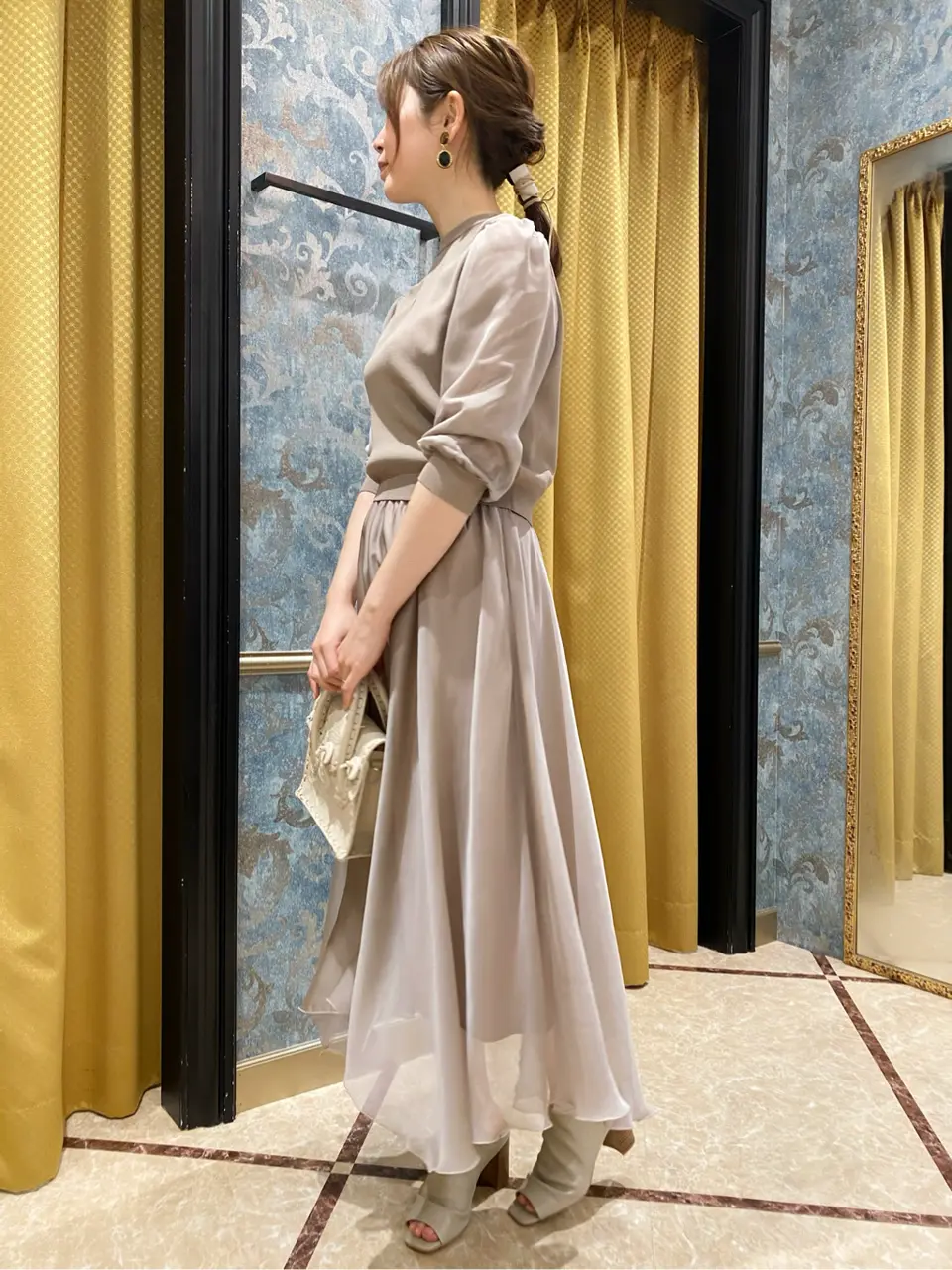 GRACE CONTINENTAL The Banquet Aya. コーディネート画像