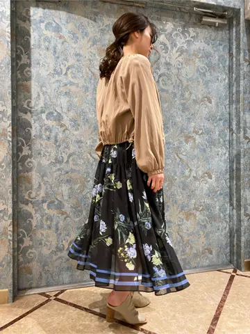 GRACE CONTINENTAL The Banquet 泉　智子 コーディネート画像