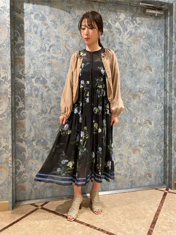 GRACE CONTINENTAL The Banquet 泉　智子 コーディネート画像