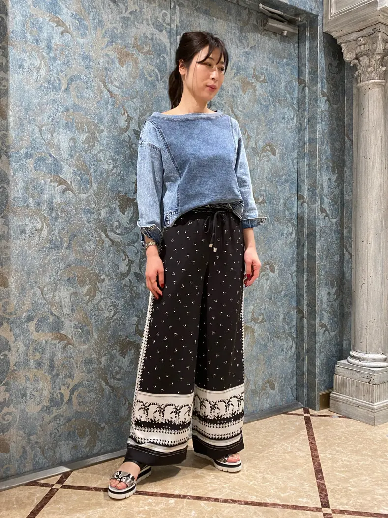 GRACE CONTINENTAL The Banquet 泉　智子 コーディネート画像