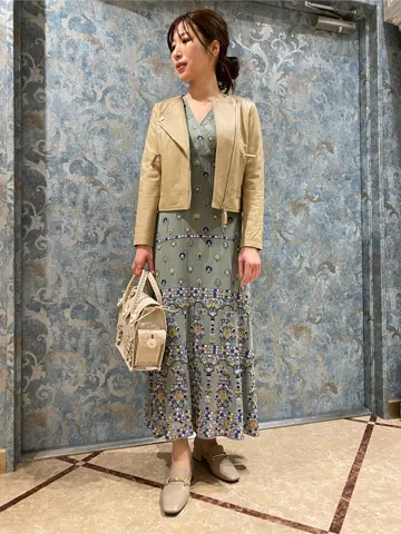 GRACE CONTINENTAL The Banquet 泉　智子 コーディネート画像