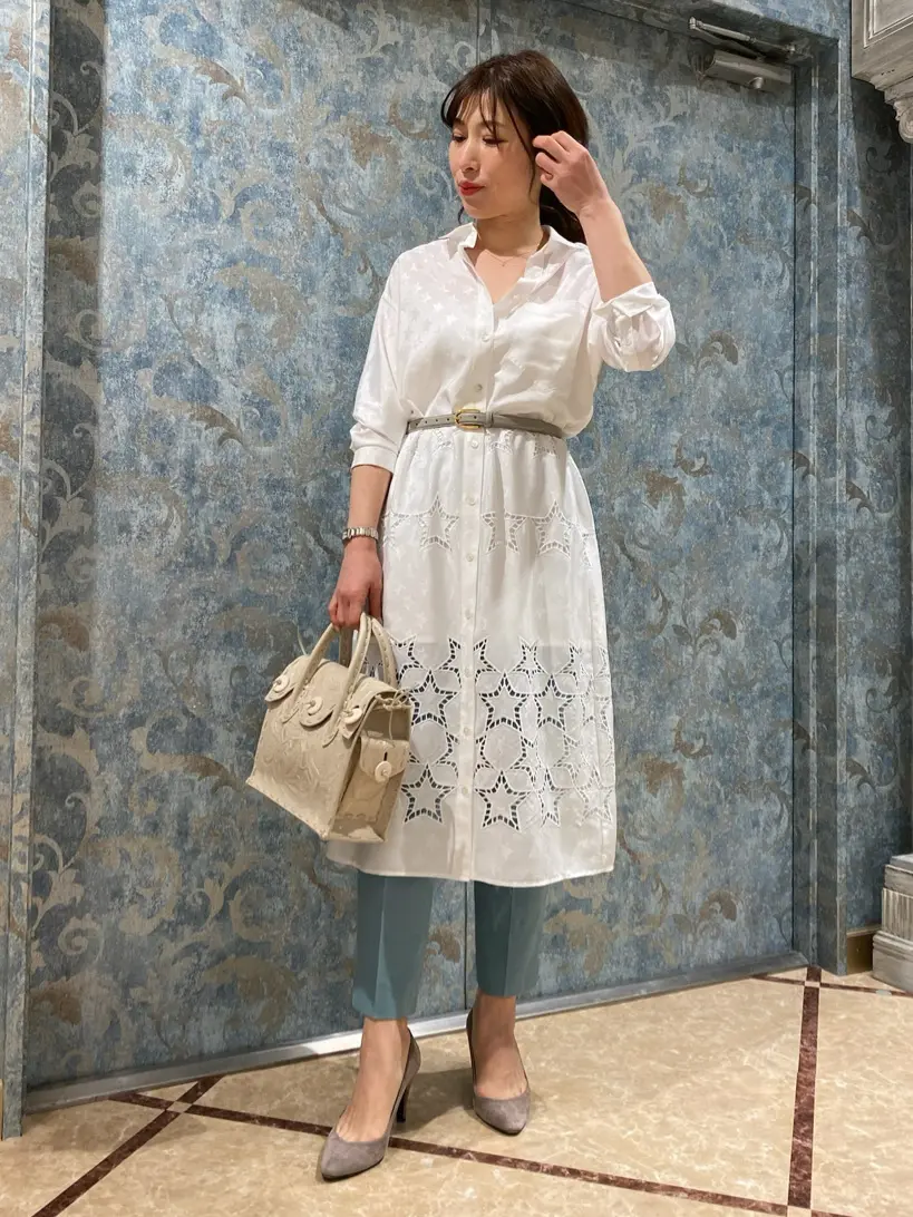 GRACE CONTINENTAL The Banquet 泉　智子 コーディネート画像