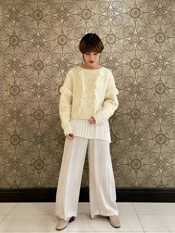 GRACE CONTINENTAL The Banquet 平岩　みなみ コーディネート画像