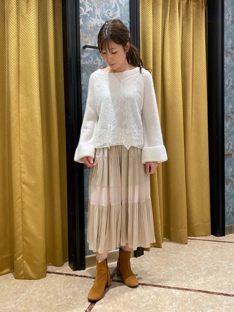 GRACE CONTINENTAL The Banquet 泉　智子 コーディネート画像