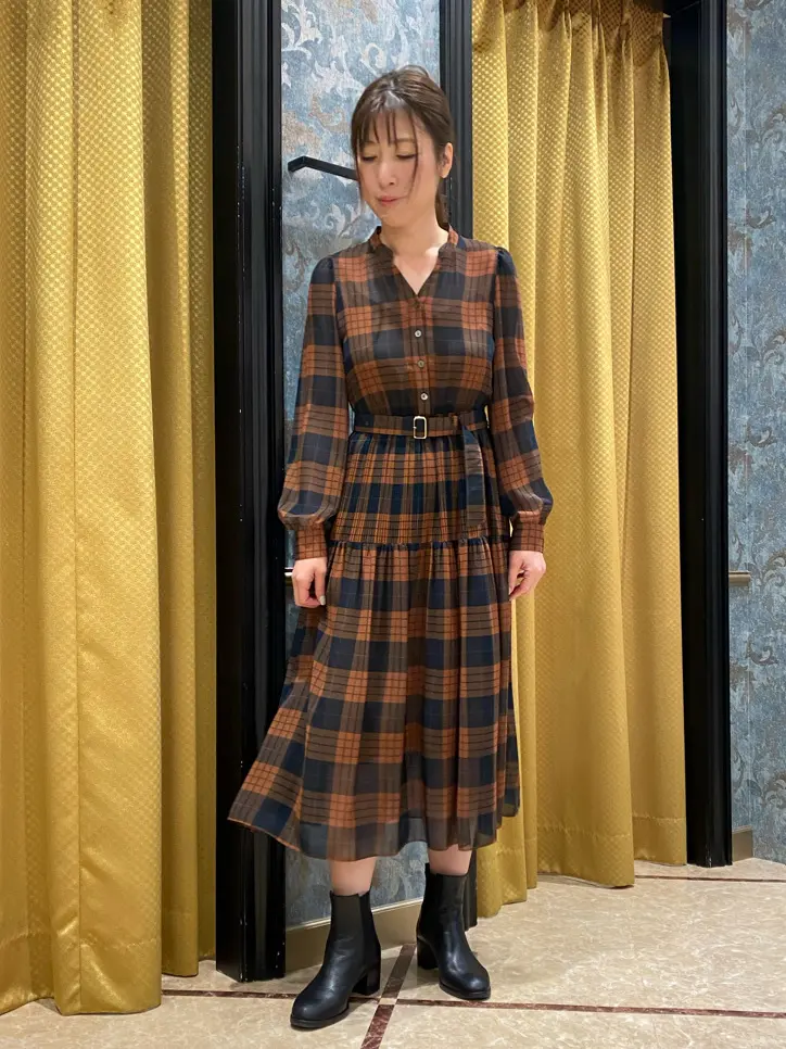 GRACE CONTINENTAL The Banquet 泉　智子 コーディネート画像