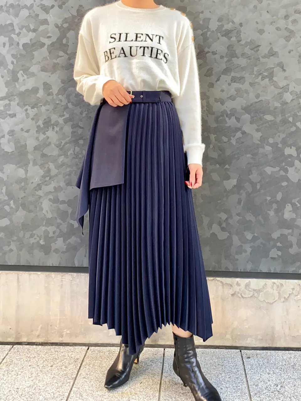 GRACE CONTINENTAL The Banquet MORITA AI コーディネート画像