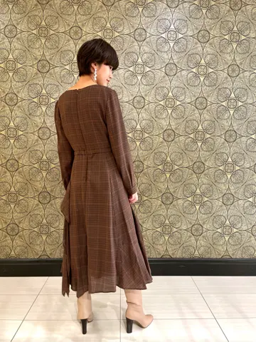 GRACE CONTINENTAL The Banquet 平岩　みなみ コーディネート画像