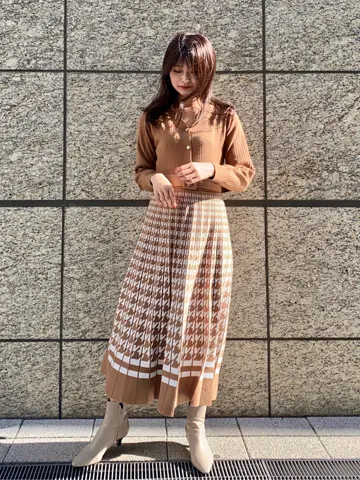 GRACE CONTINENTAL The Banquet MORITA AI コーディネート画像