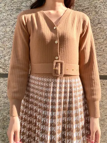 GRACE CONTINENTAL The Banquet MORITA AI コーディネート画像