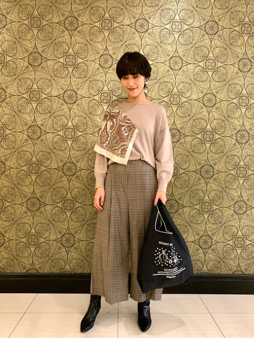 GRACE CONTINENTAL The Banquet 平岩　みなみ コーディネート画像