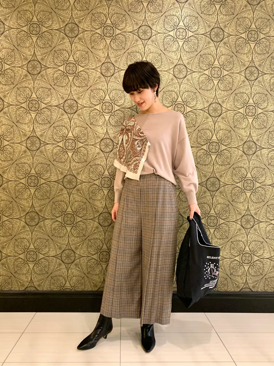 GRACE CONTINENTAL The Banquet 平岩　みなみ コーディネート画像