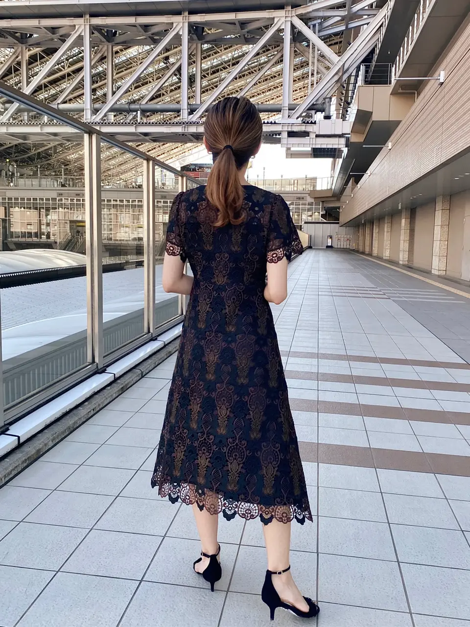 GRACE CONTINENTAL The Banquet MORITA AI コーディネート画像