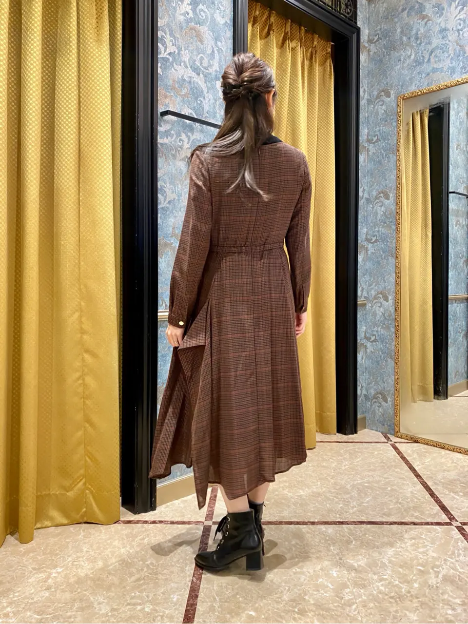 GRACE CONTINENTAL The Banquet Aya. コーディネート画像