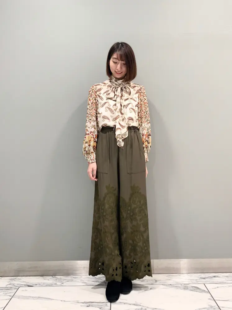 GRACE CONTINENTAL The Banquet eri コーディネート画像