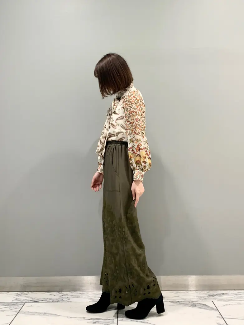 GRACE CONTINENTAL The Banquet eri コーディネート画像