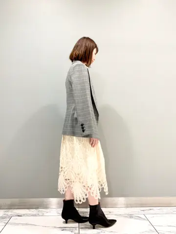 GRACE CONTINENTAL The Banquet eri コーディネート画像