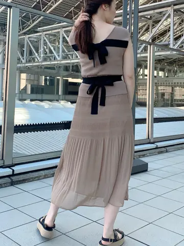 GRACE CONTINENTAL The Banquet 日笠　雅 コーディネート画像