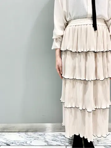 GRACE CONTINENTAL The Banquet eri コーディネート画像