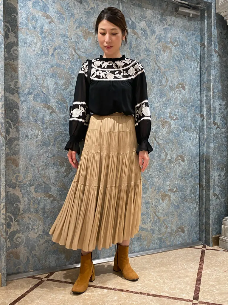 GRACE CONTINENTAL The Banquet 泉　智子 コーディネート画像